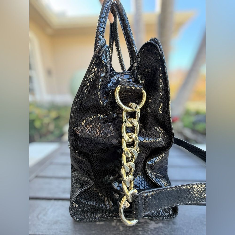 Michael Kors Hamilton East West Large Embossed Satchel - Picture 2 of 16